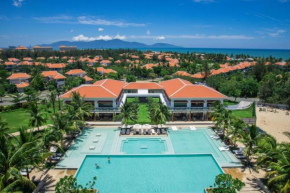 1000m2 Ocean Villa Da Nang 4 Bedrooms 5 Bath and Kitchen